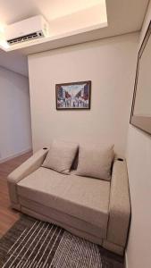 gold coast studio Netflix wifi paris room sofabed