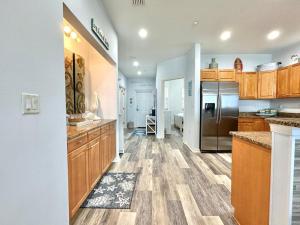 Harborview Grande 406