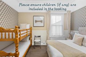 Family Room (2 Adults + 2 Children) room in Kethla House