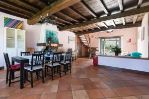 Maisons de vacances Grande ferme renovee avec Piscine, 10 mn plages : photos des chambres