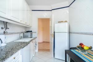 VILAMOURA Two Bedroom Near Praia Falésia