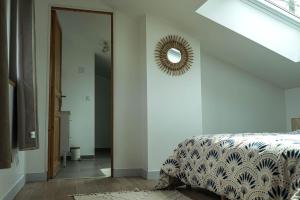 La busco loge