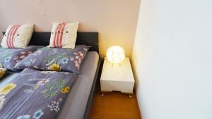 CozyNite Premium Apartment Hernals 2