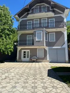 Ruhig gelegenes Haus - Semenište