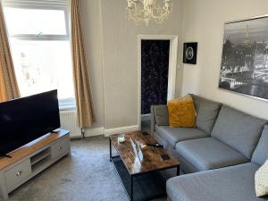 1 bedroom spacious apartment