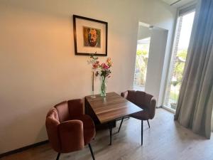 The West Wing Bloemendaal