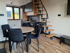 Pole Lawendowe Sielsko - domek na polu