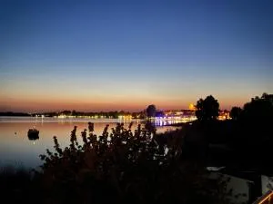 Ferienwohnung Haus am Seeufer Backbord - Kolonie Ecktanne