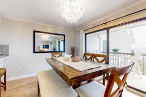 Bay Princess 403 - Just Breathe