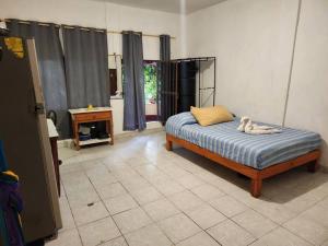Budget friendly / Homestay / with private balcony - 3hvězdičkové hotely ve městě Zihuatanejo