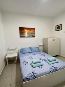 Sunny sea view Apartment- Geoponika - free parking