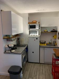 Le lavandou rdj avec piscine résidence Le Lavandor