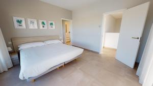 Souvenir by ON Travel