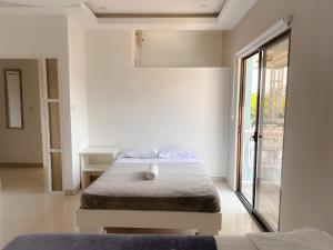 Casa Garitas GuestHouse & Car Rental - Free SJO Airport Shuttle