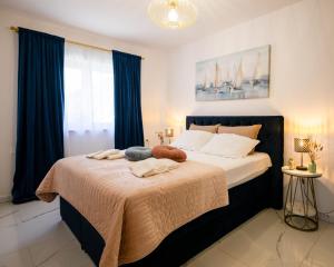 Garden Hill Apartment