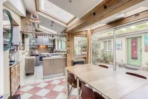 Appartement de Caractère avec jardinet privatif à 1 min métro 1, Paris, Disneyland - Saint-Mandé