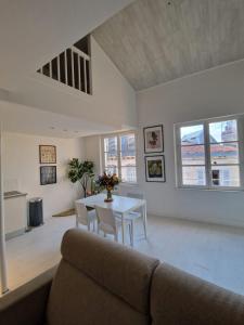 Appartements Duplex 90m² + terrasse : photos des chambres