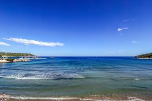 Nikos Beach Suites No1