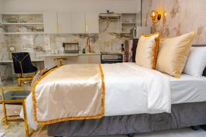 Homes of Ace Studio 1