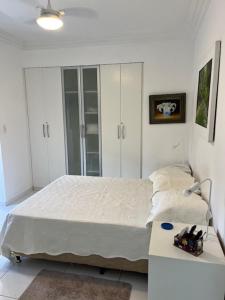 Apt no Point da Ponta Verde