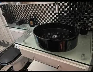 Flat em Santos no Gonzaga a três quadras da praia - Vila Macuco