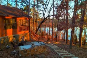 Greers Ferry Lake Cabin - Pangburn