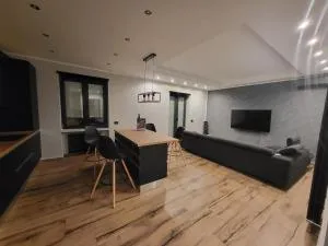 Stanza in appartamento - porto di Roma - Borgo Pantano