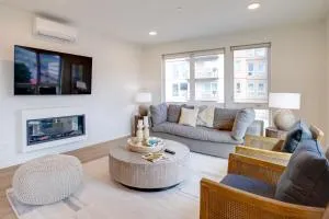 Seaside Vacation Rental with On-Site Beach Access! - Cannon Beach