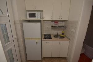 Apartments Morinj