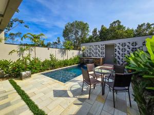 Casa Alto Padrão em condomínio - Paraíso no Jardim São Lourenço ao lado da Riviera