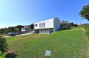 Ferienhaus mit Privatpool für 6 Personen ca 200 qm in Vintijan, Istrien Istrische Riviera