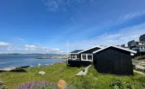 The Black House Tuapannguit 48 - Nuuk