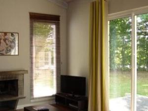 Maison lumineuse avec jardin privatif, proche châteaux de la Loire, tennis gratuit et charme historique - FR-1-581-69