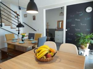 Family friendly house with a swimming pool Sibenik - 23060