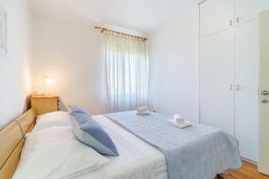 Holiday house with a parking space Sutivan, Brac - 23075