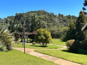 Lindo Apartamento Duplex com Vista para Montanha