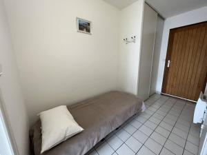 Appartements Appartement T2 a St Jean de Monts avec balcon et parking prive - FR-1-324A-67 : photos des chambres