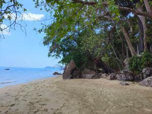 Kohjum Seafront Resort