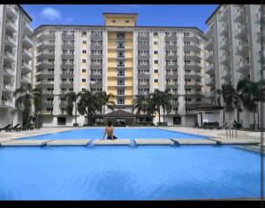 Field Residences Condotel Near Airport