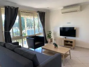 All in 3 Bedrooms,Fairfield West - Fairfield