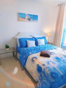 Cozy Suites Azure by B