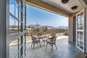 STONE Mansion by Phoenix Stays Igatpuri