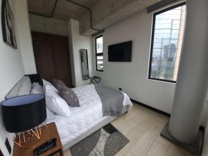Apartamento Turin, 2 Habitaciones, Edificio EON Plaza, Zona 10