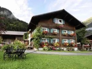 Holiday apartment in Sankt Gallenkirch, near ski lift - Aussersiggam