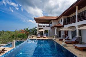2 Pools And Seaview! Villa Serena 6Br, Klong Khong