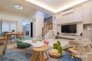 Green Rice Paddy - Ting-liao-ts'un