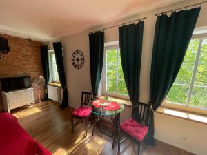 H&T Old Town Szeroka 36