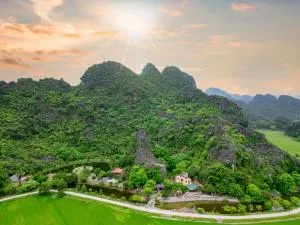 Tam Coc Moutainside Homestay - Bỉm Sơn