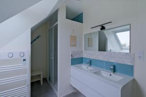 Maisons de vacances Les Tamaris - A moins d'un km de la plage : photos des chambres