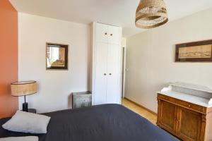 Maisons de vacances Villa Chausey - Proche de la plage : photos des chambres